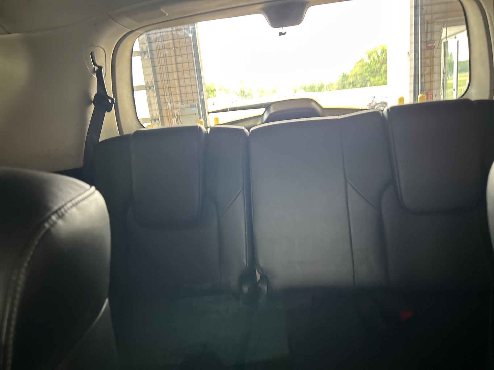 2021 Infiniti QX80 Luxe photo 11