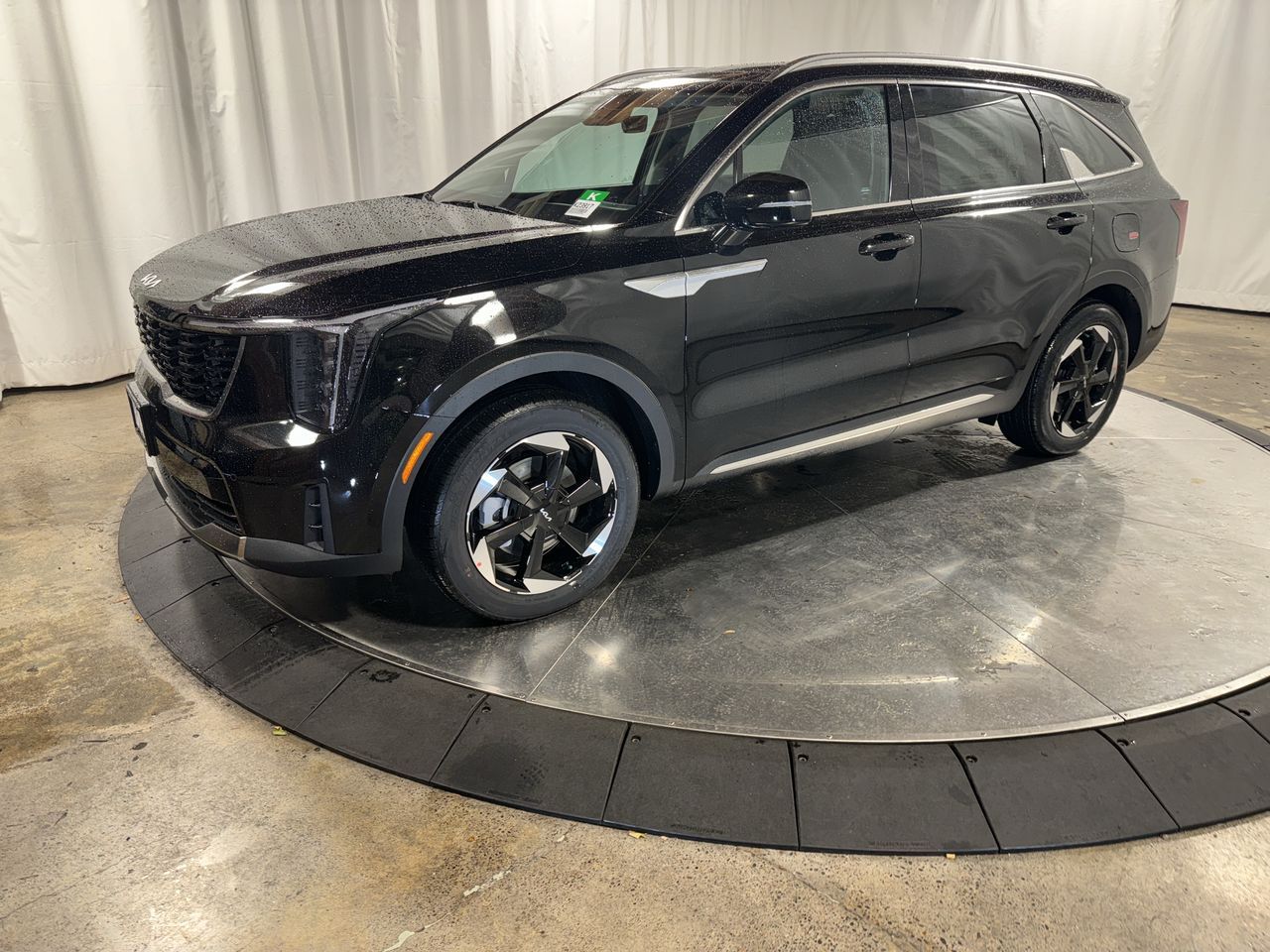 2025 Kia Sorento EX Hybrid's photo