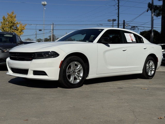 2023 Dodge Charger SXT photo 3