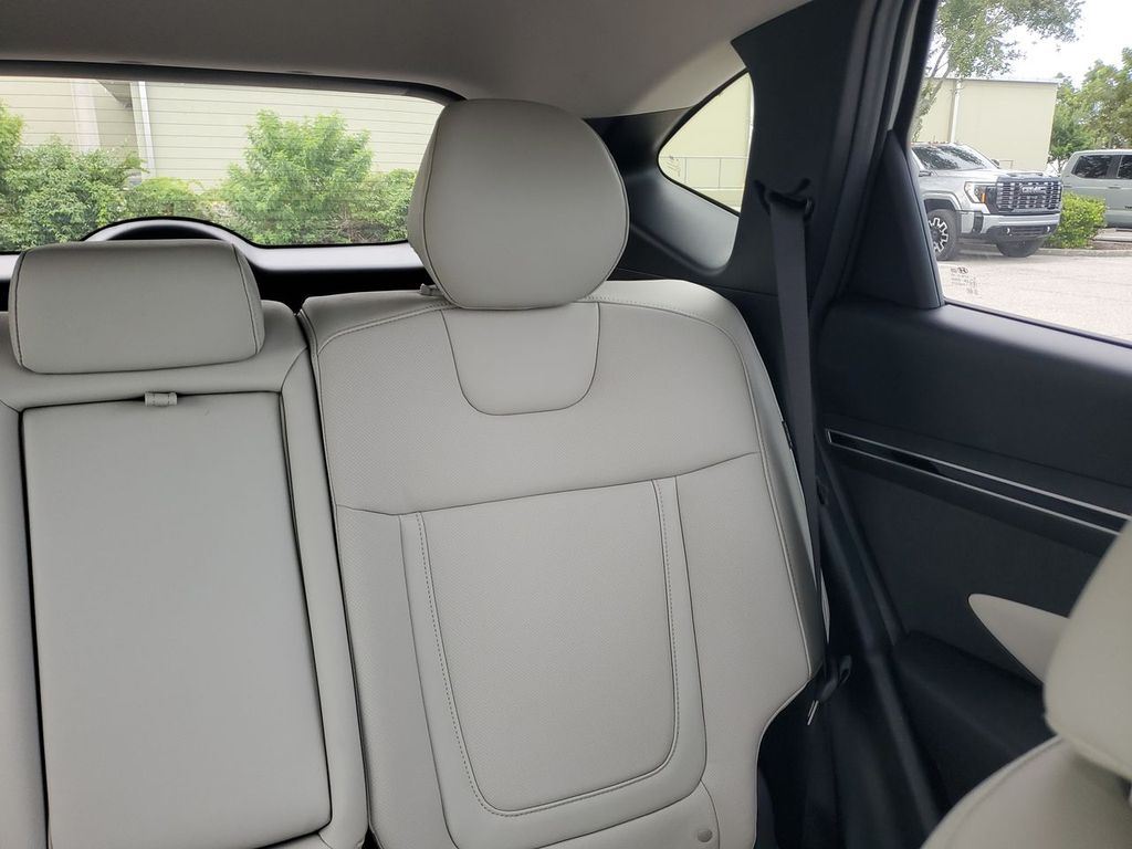 2024 Hyundai Tucson SEL Convenience photo 6