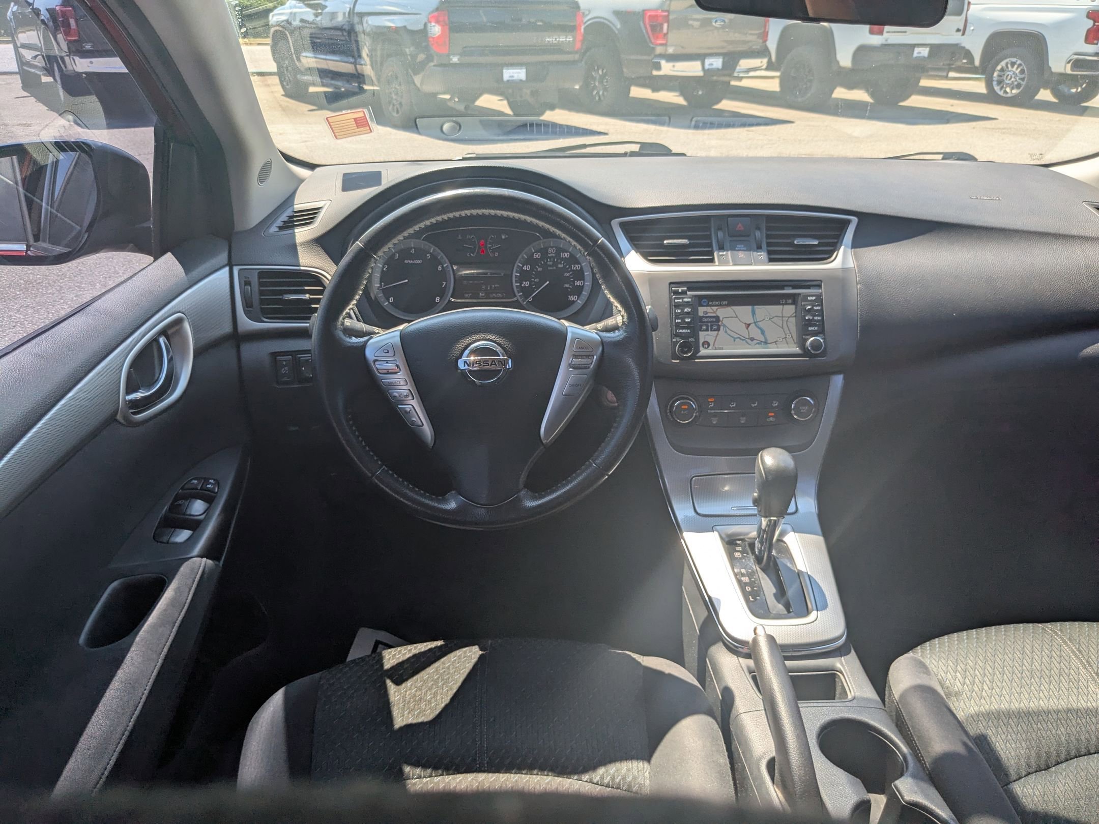 2013 Nissan Sentra SR photo 24