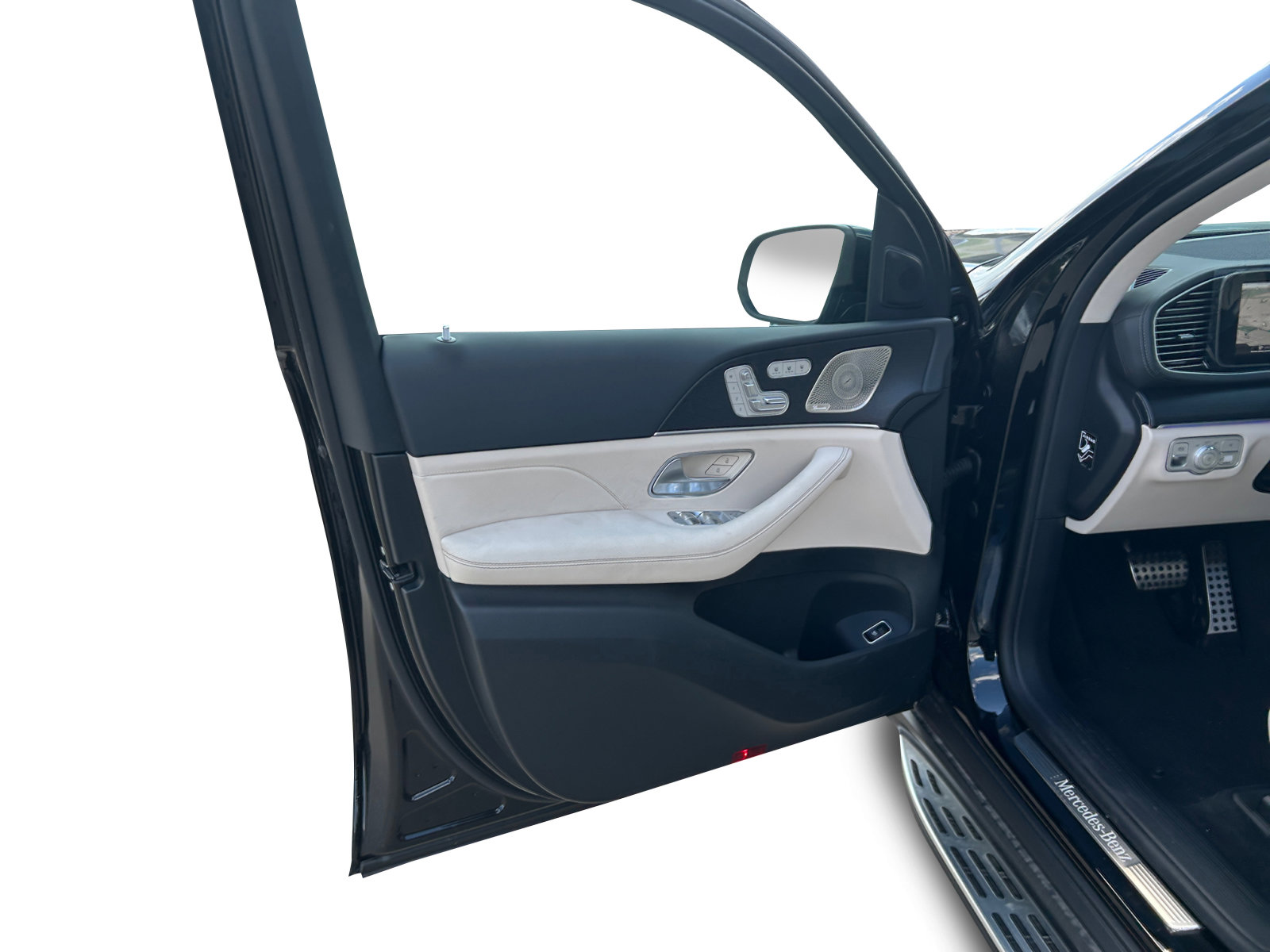 2025 Mercedes Benz GLS 450 4MATIC photo 9