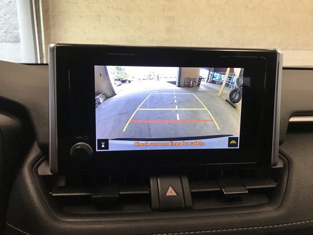 2024 Toyota RAV4 Hybrid XLE photo 19