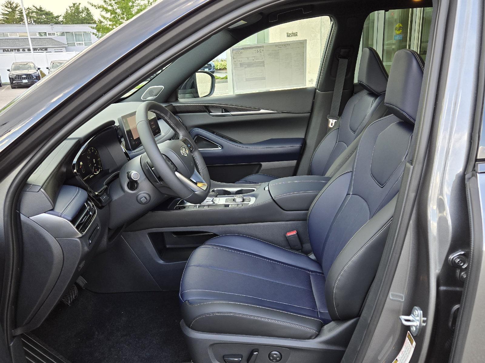 2026 Infiniti QX60 AWD photo 3