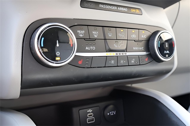 2025 Ford Escape Active photo 8