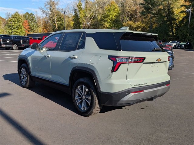 2026 Chevrolet Equinox LT photo 4