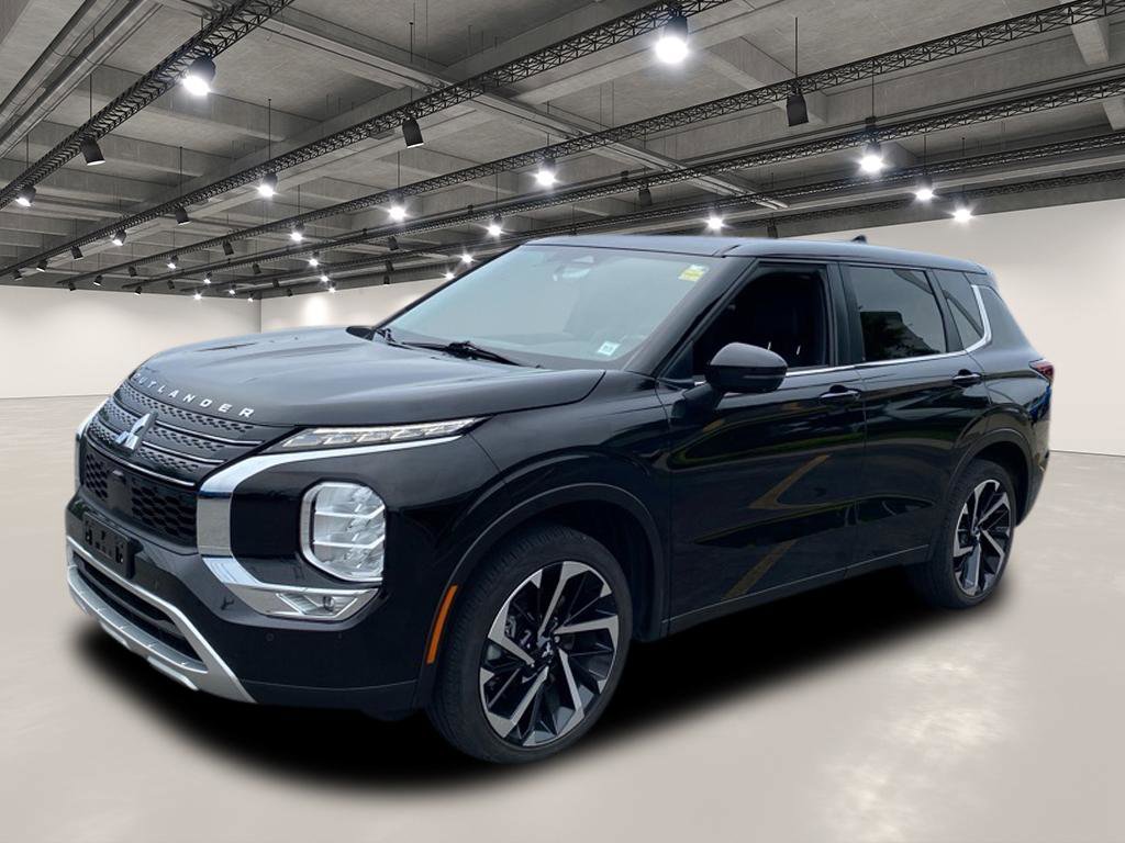 2022 Mitsubishi Outlander SE photo 3