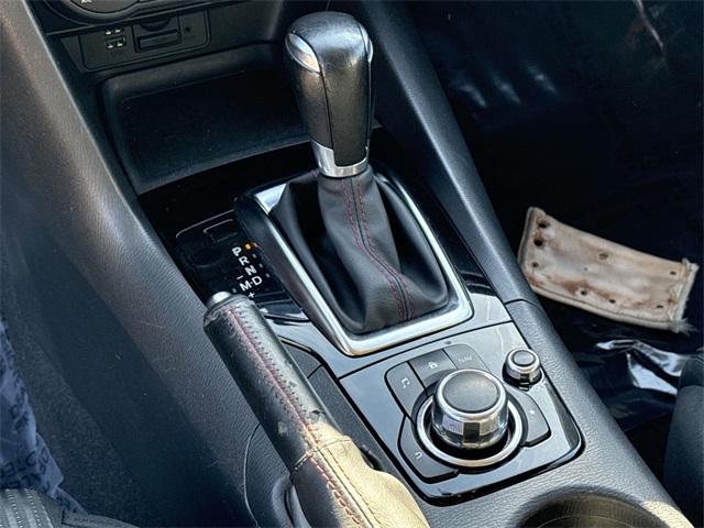 2015 Mazda Mazda3 Touring photo 21