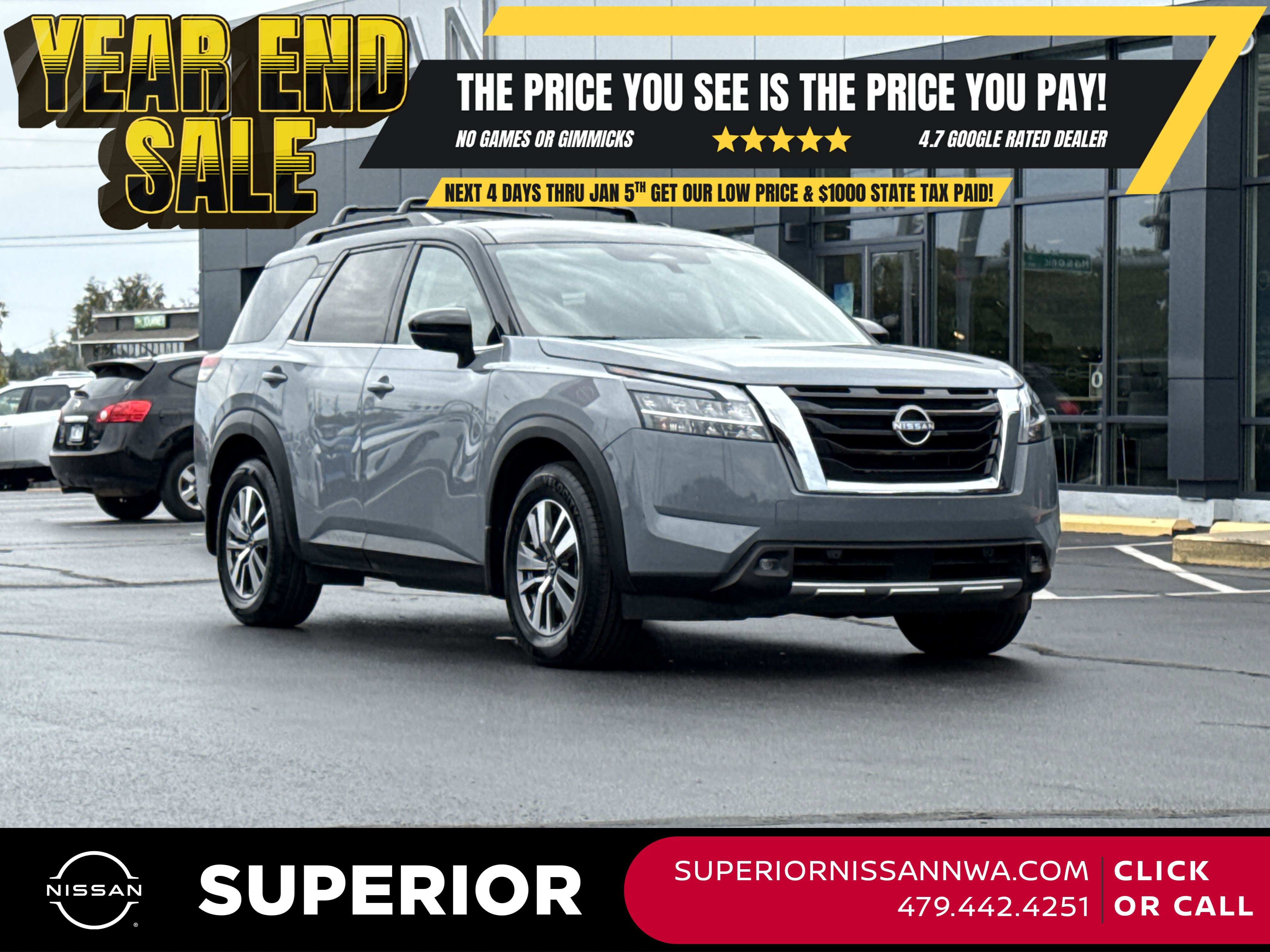 2022 Nissan Pathfinder SL's photo