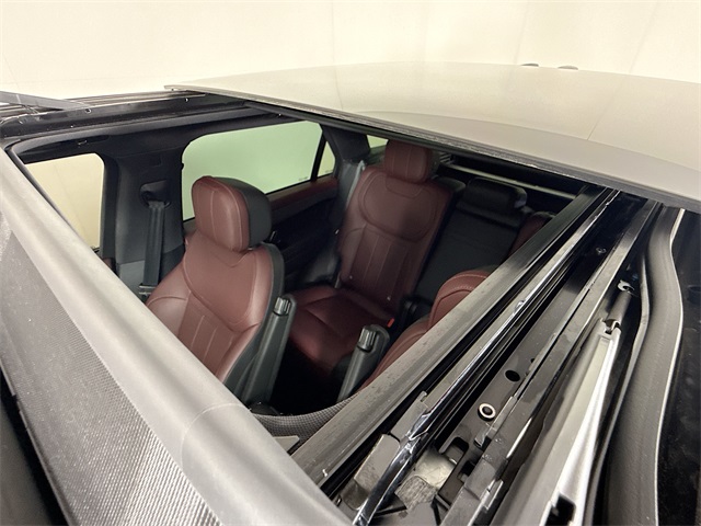 2025 Land Rover Range Rover Sport SE photo 13