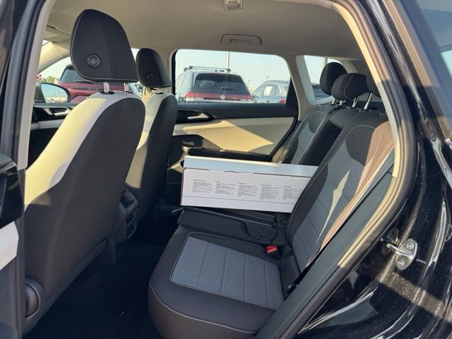 2025 Volkswagen Taos S photo 11