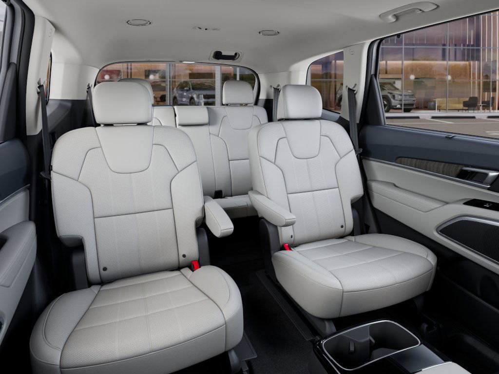 2025 Kia Telluride EX photo 14