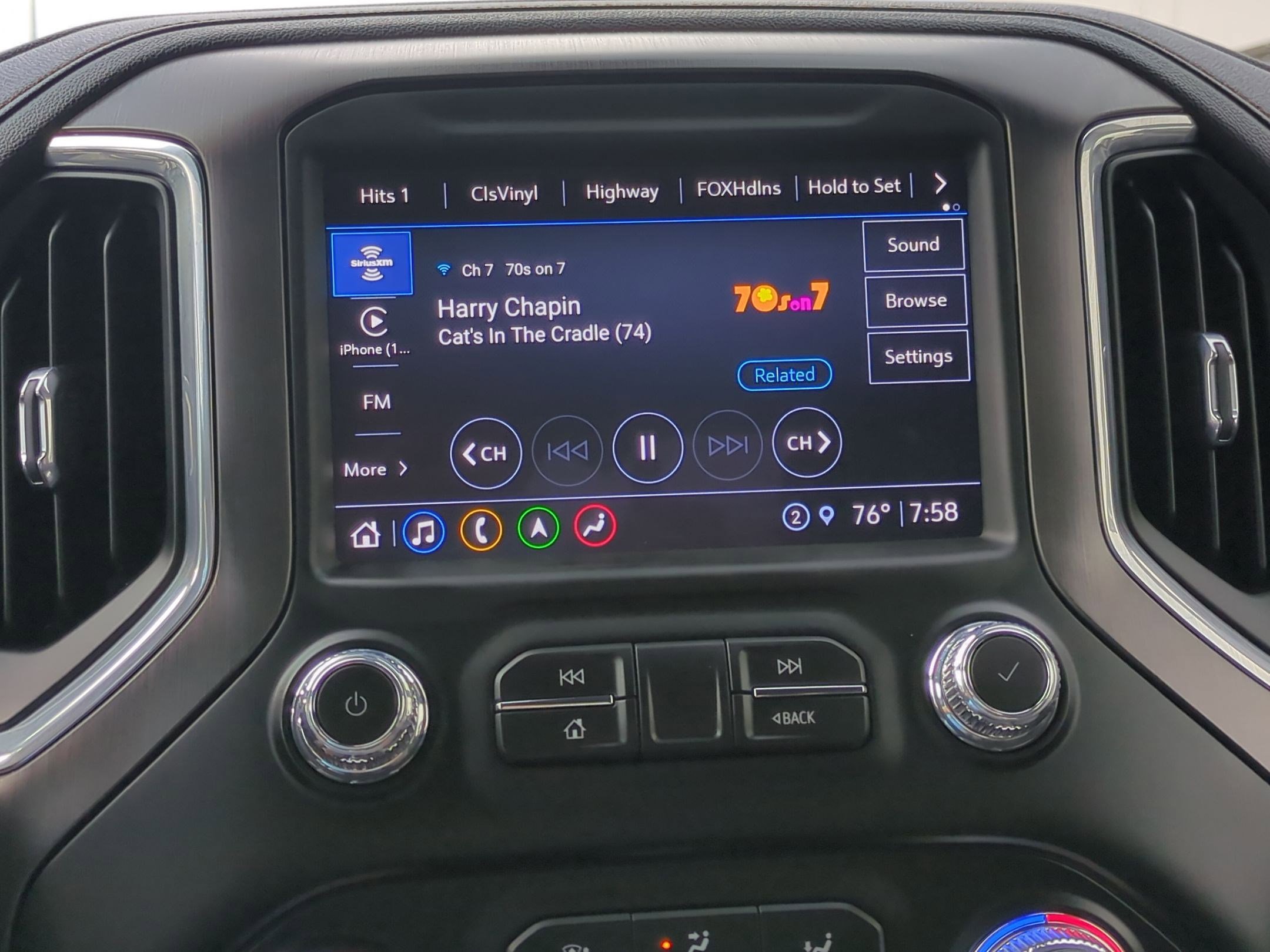 2022 Gmc Sierra HD AT4 photo 23