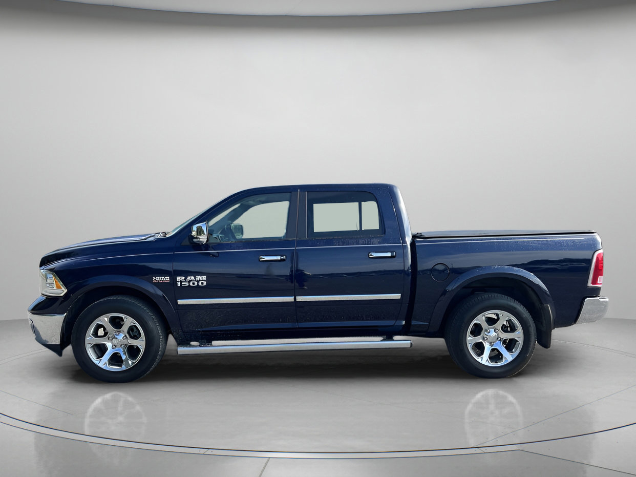2017 Ram 1500 Laramie photo 5