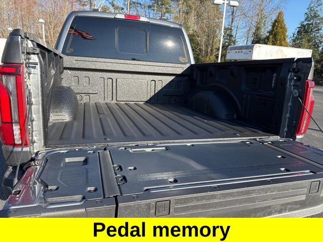 2024 Ford F-150 Lariat photo 21