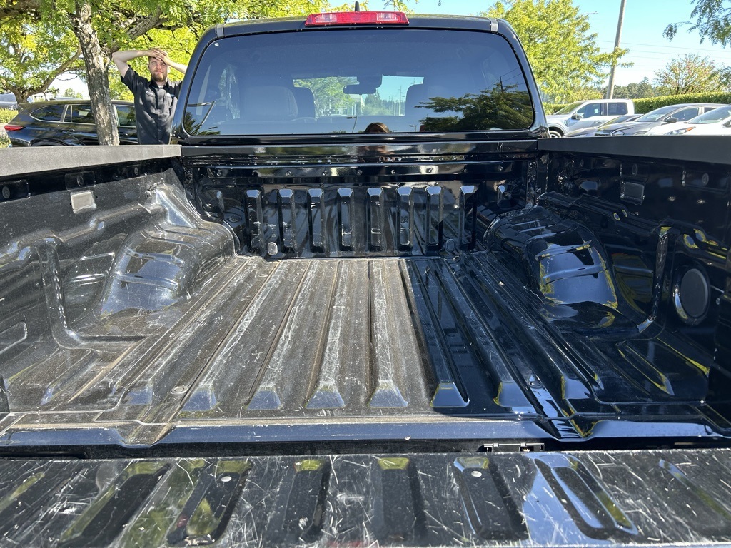 2023 Nissan Frontier SV photo 23