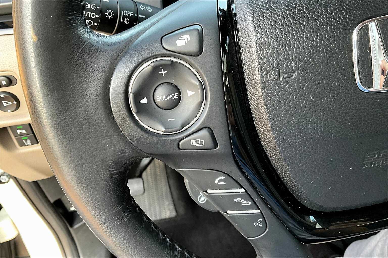 2019 Honda Ridgeline RTL-E photo 20
