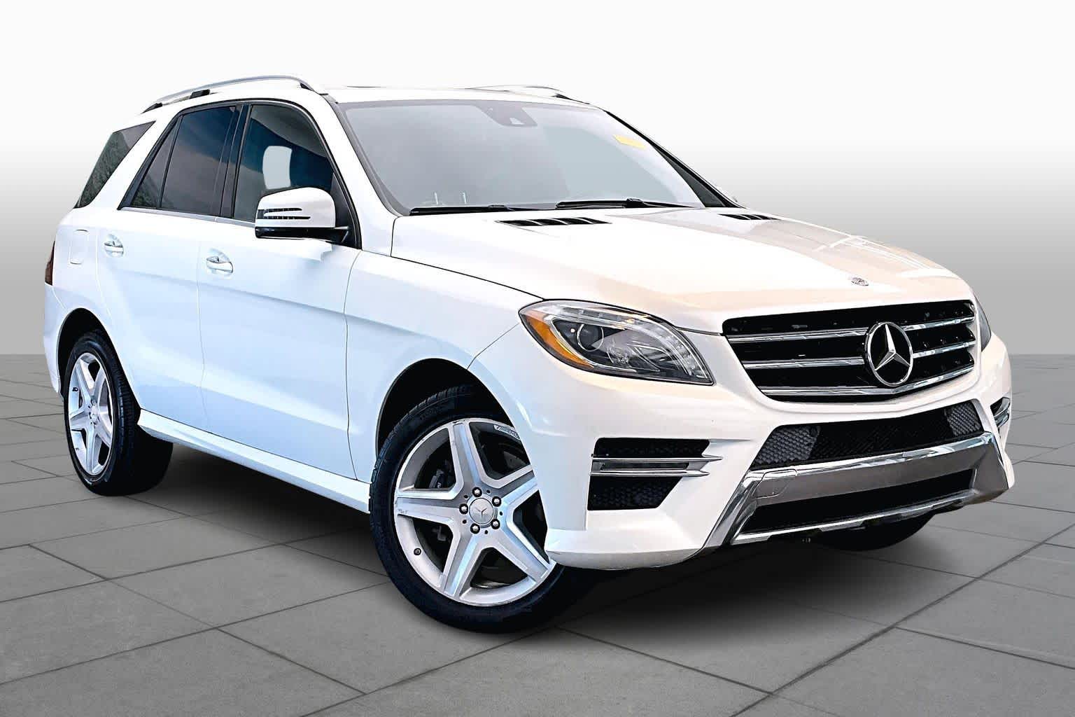 2015 Mercedes Benz ML 400 photo 2