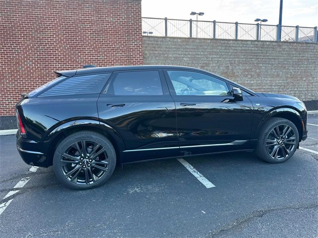 2025 Cadillac Optiq Sport photo 5