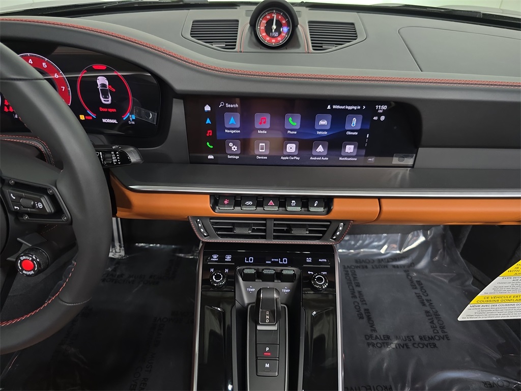 2026 Porsche 911 4 GTS photo 16
