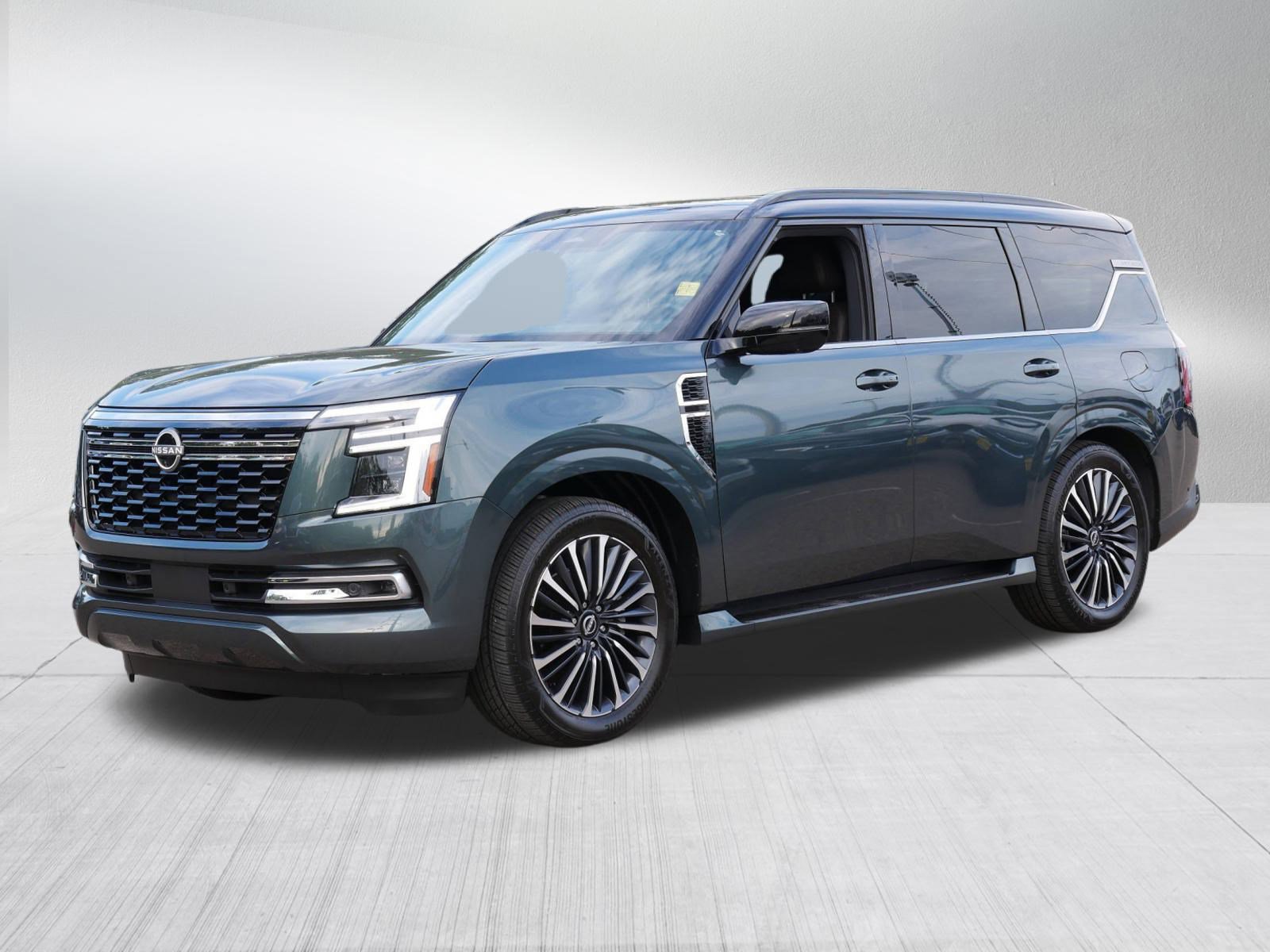 2025 Nissan Armada Platinum Reserve photo 3