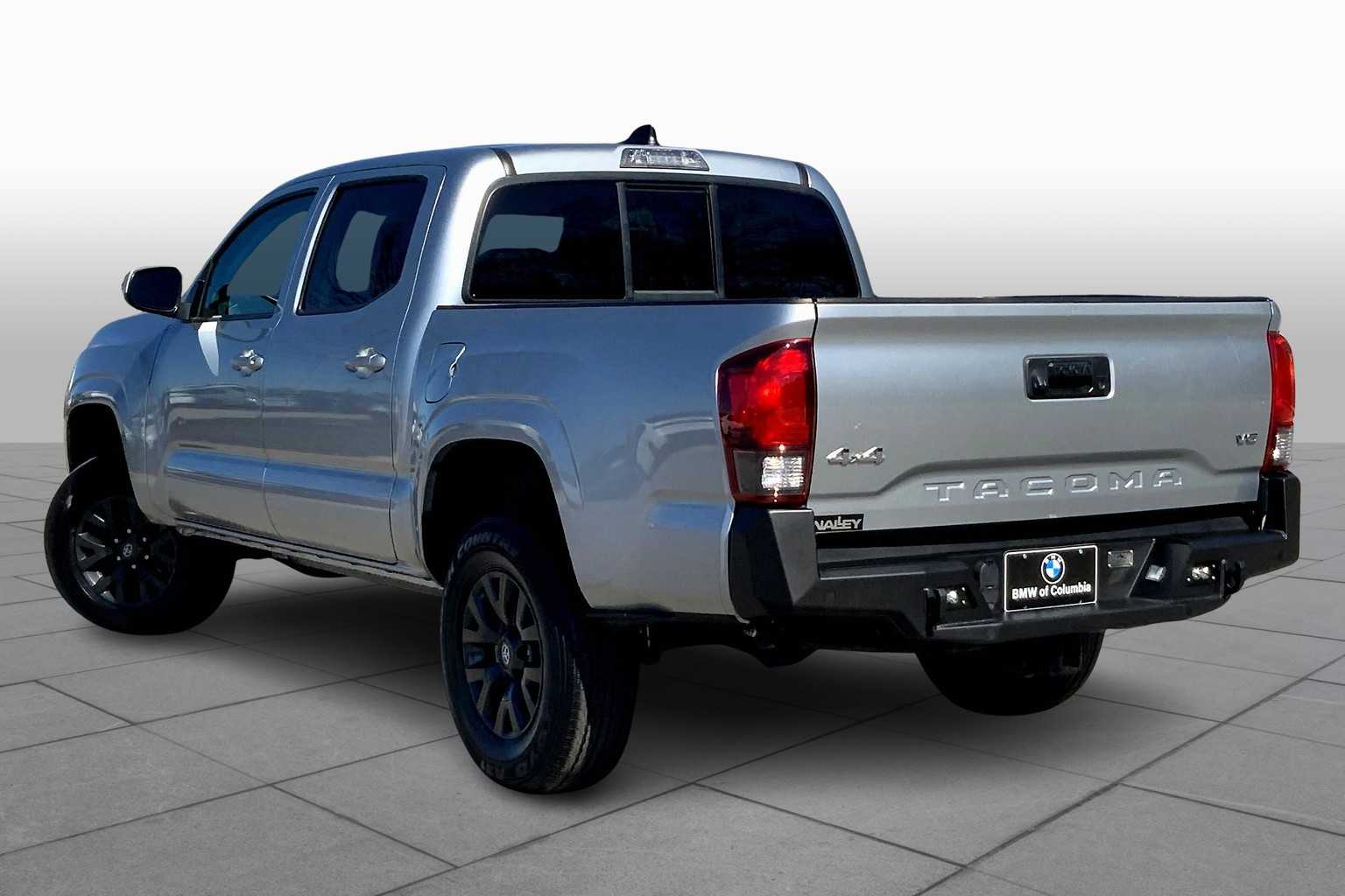 Image 10 of 2023 Toyota Tacoma SR 4WD CrewMAX