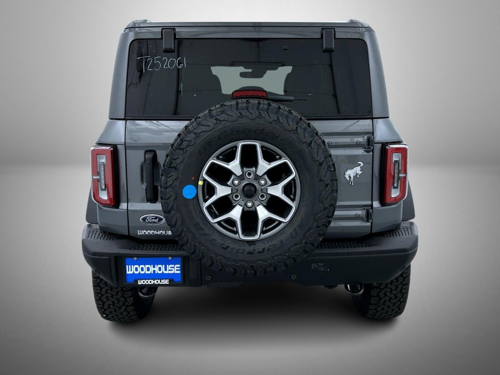 2025 Ford Bronco Badlands photo 6