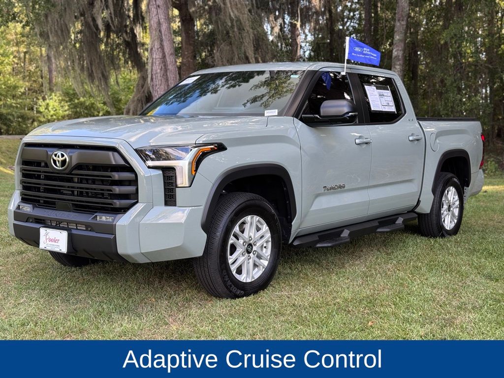 2025 Toyota Tundra SR5 photo 4