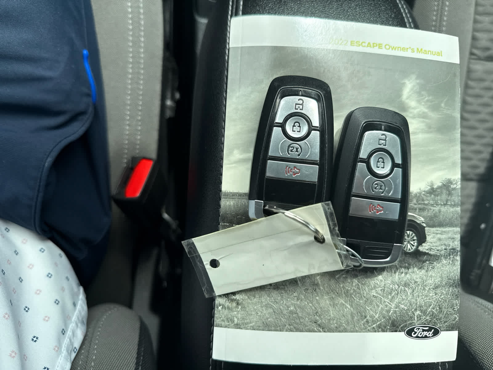 2022 Ford Escape SE photo 23