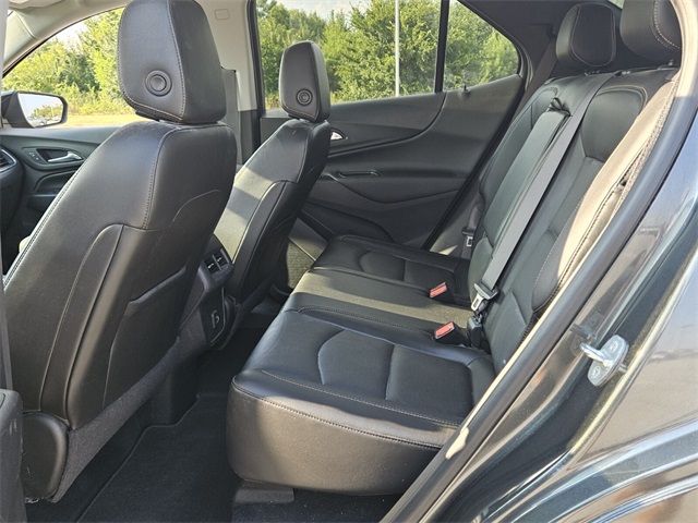 2021 Chevrolet Equinox LT photo 4