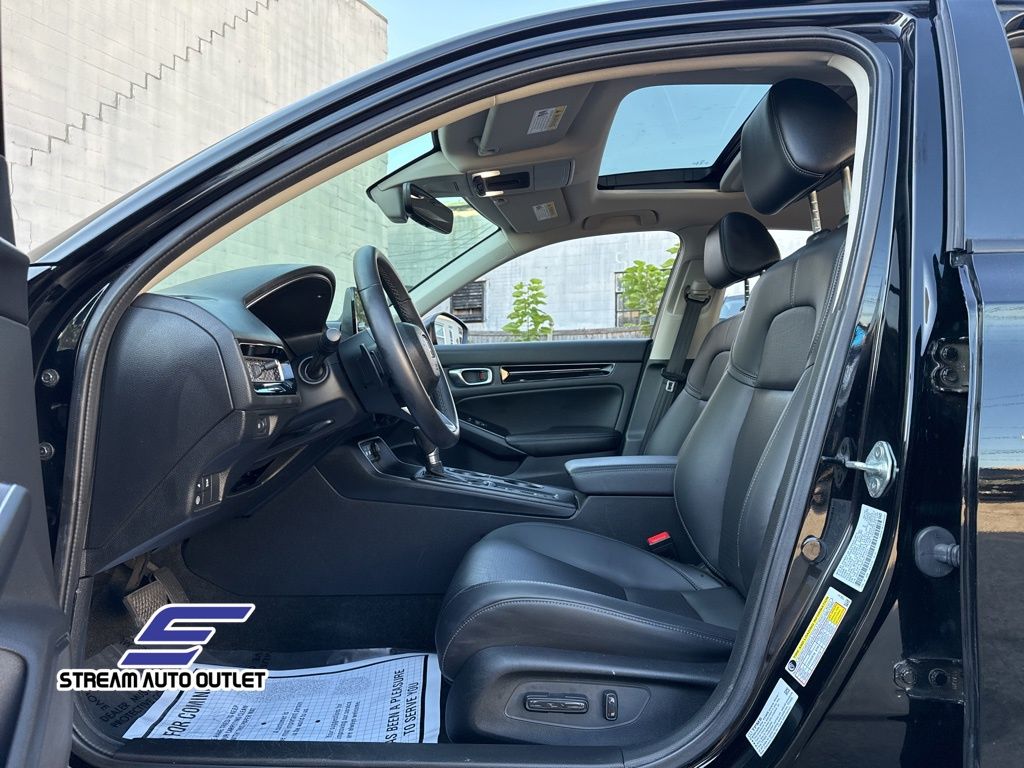 2023 Honda Civic Touring photo 24