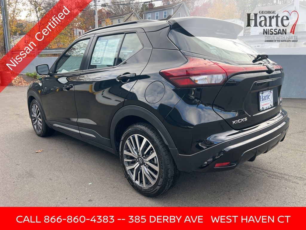2024 Nissan Kicks SR photo 3