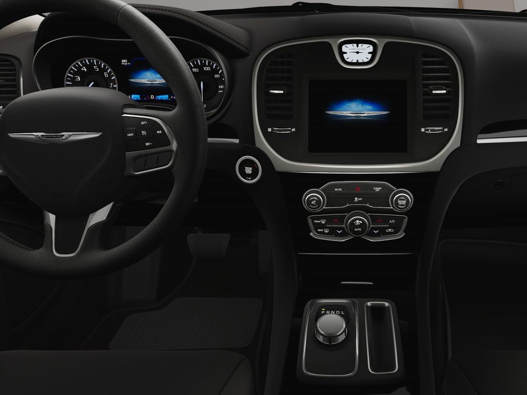 2023 Chrysler 300 Touring photo 20