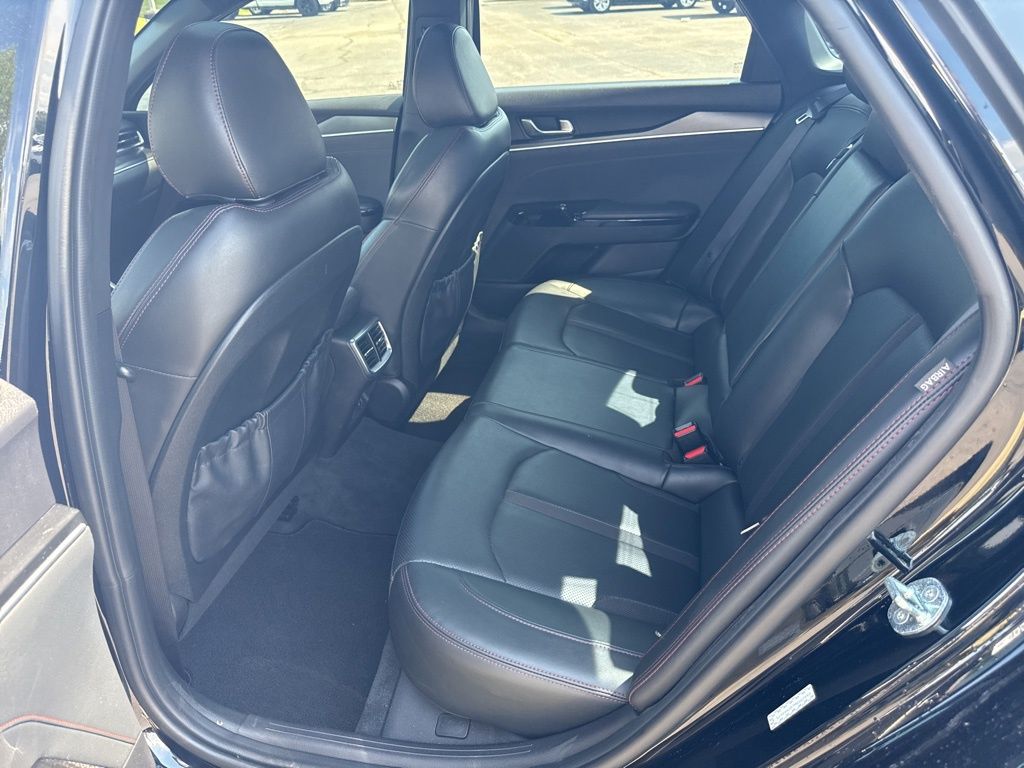 2021 Kia K5 GT photo 16