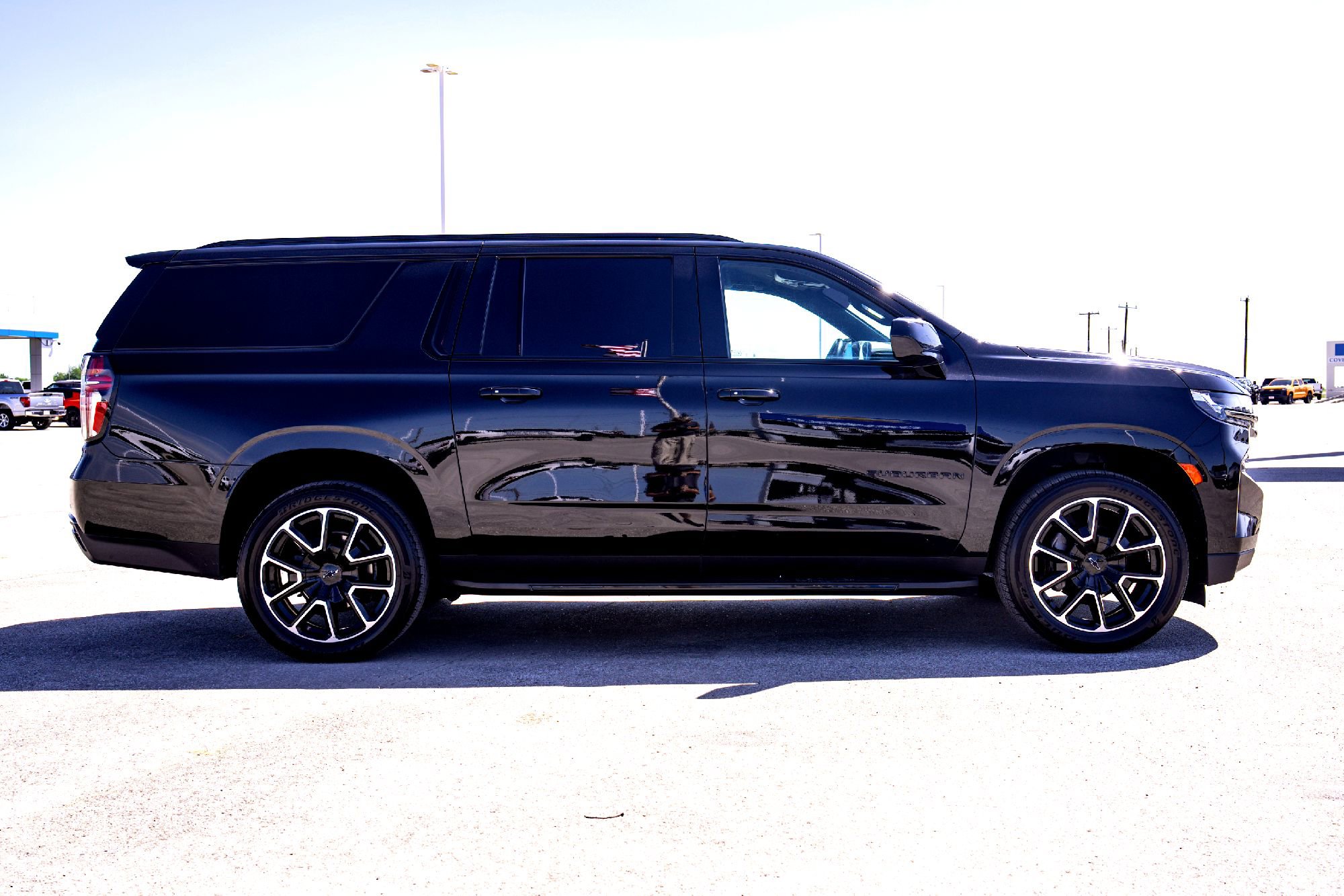 2021 Chevrolet Suburban RST photo 5