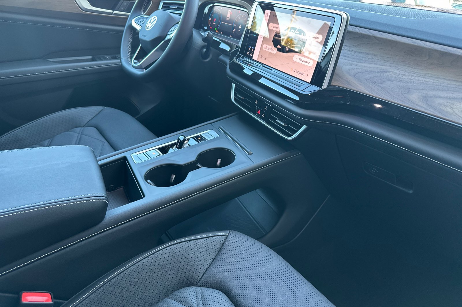2026 Volkswagen Atlas SE photo 17