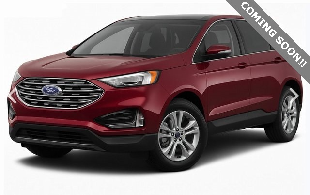 2024 Ford Edge Titanium photo 2