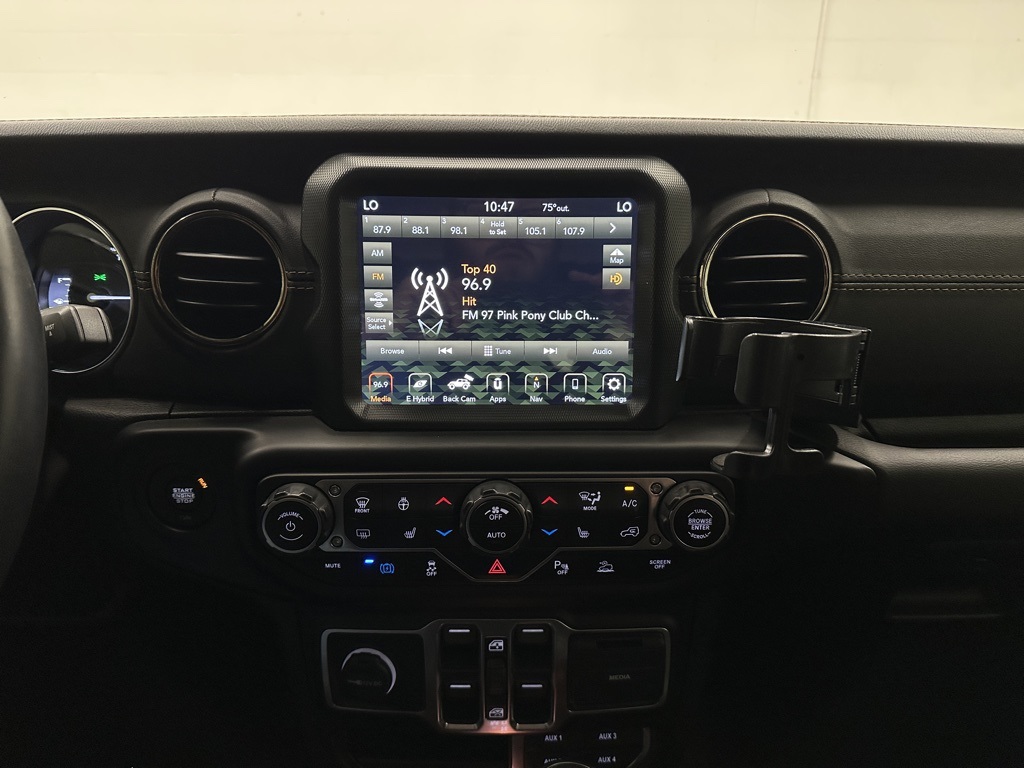 2021 Jeep Wrangler Unlimited Sahara High Altitude 4xe photo 32