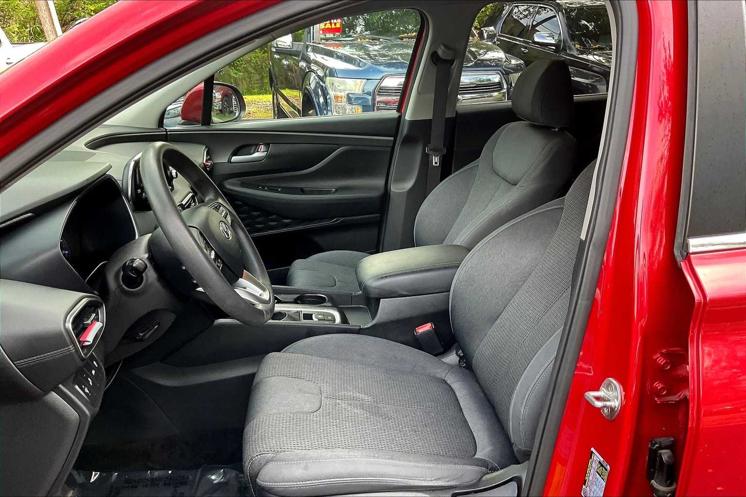 2019 Hyundai Santa Fe SE photo 24