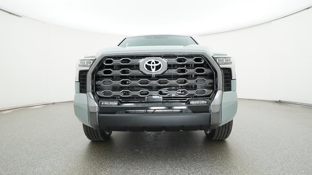2025 Toyota Tundra Platinum CrewMax photo 3
