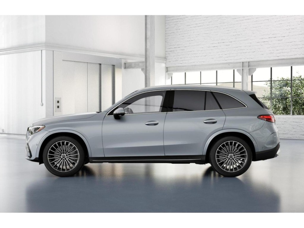 2026 Mercedes Benz GLC 300 photo 33