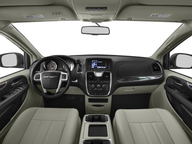 2016 Chrysler Town & Country Touring photo 11