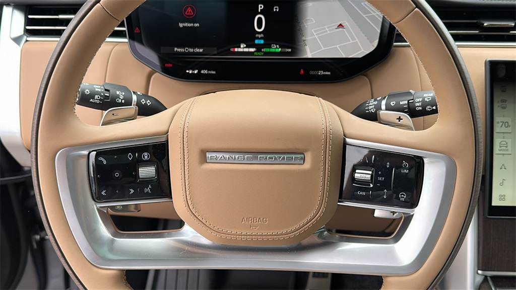 2025 Land Rover Range Rover SE photo 13