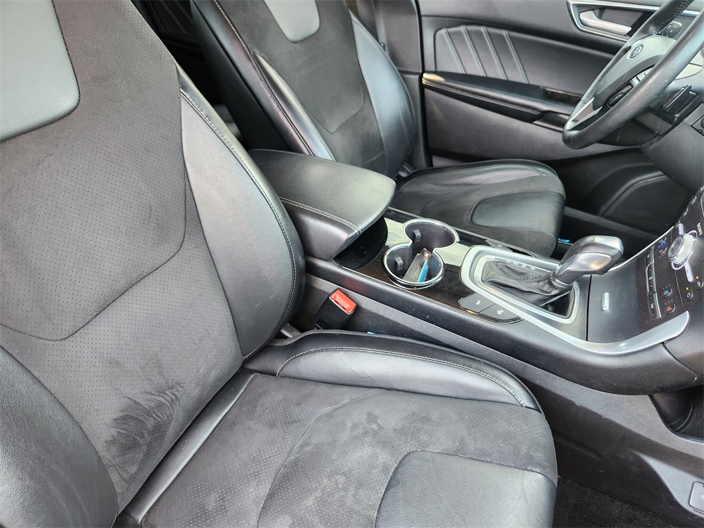 2018 Ford Edge Sport photo 8