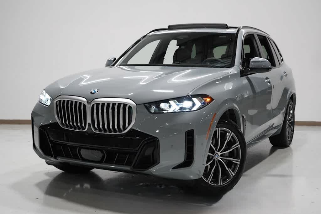 2026 BMW X5 40i's photo
