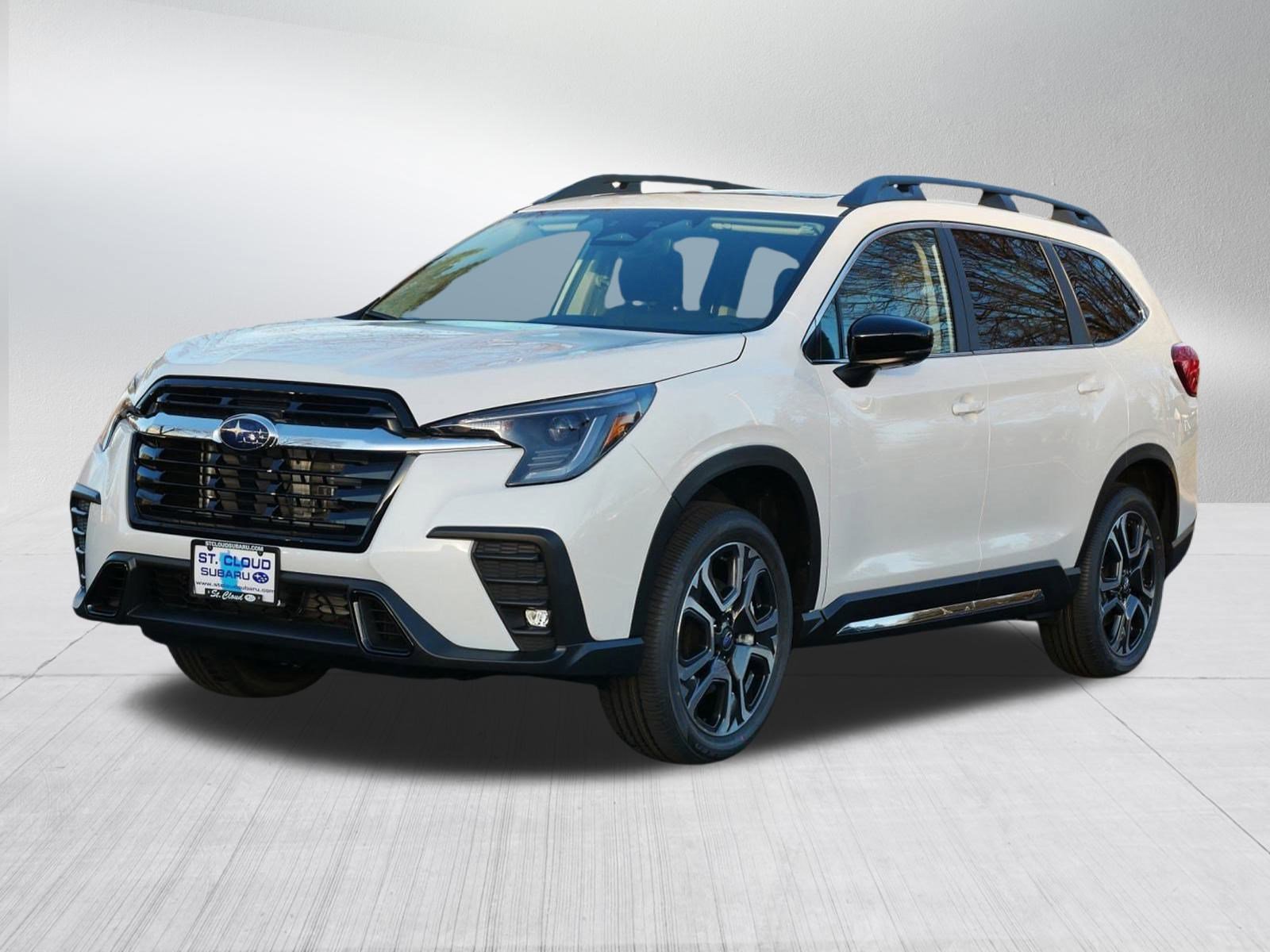 2026 Subaru Ascent Limited photo 2