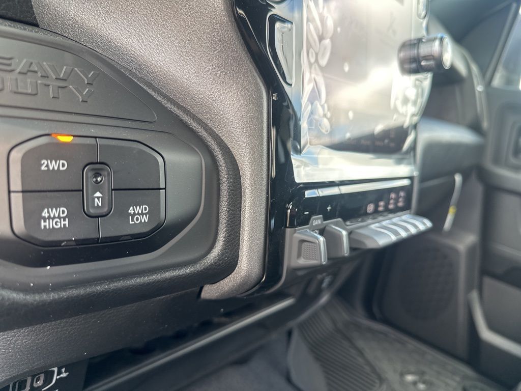 2026 Ram 2500 Tradesman photo 28