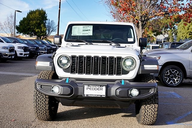 2025 Jeep Wrangler Rubicon 4xe photo 5
