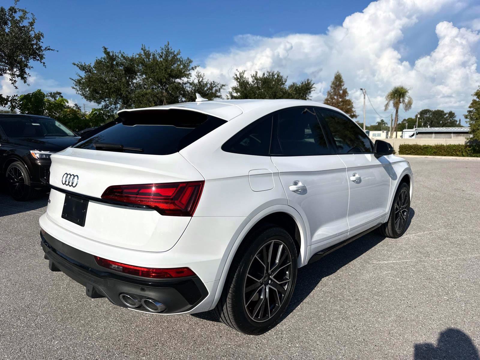2023 Audi SQ5 Premium Plus photo 4