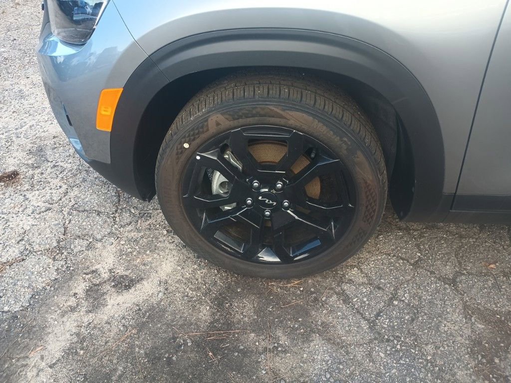 2024 Kia Seltos X-Line photo 25
